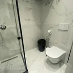 New Bazaar-apartment 1 * Tirana